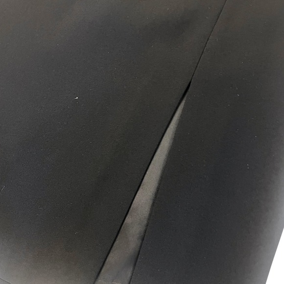 Ann Taylor Black Career Skirt‎ - Knee Length, Slit - Size 8 - Picture 2 of 4